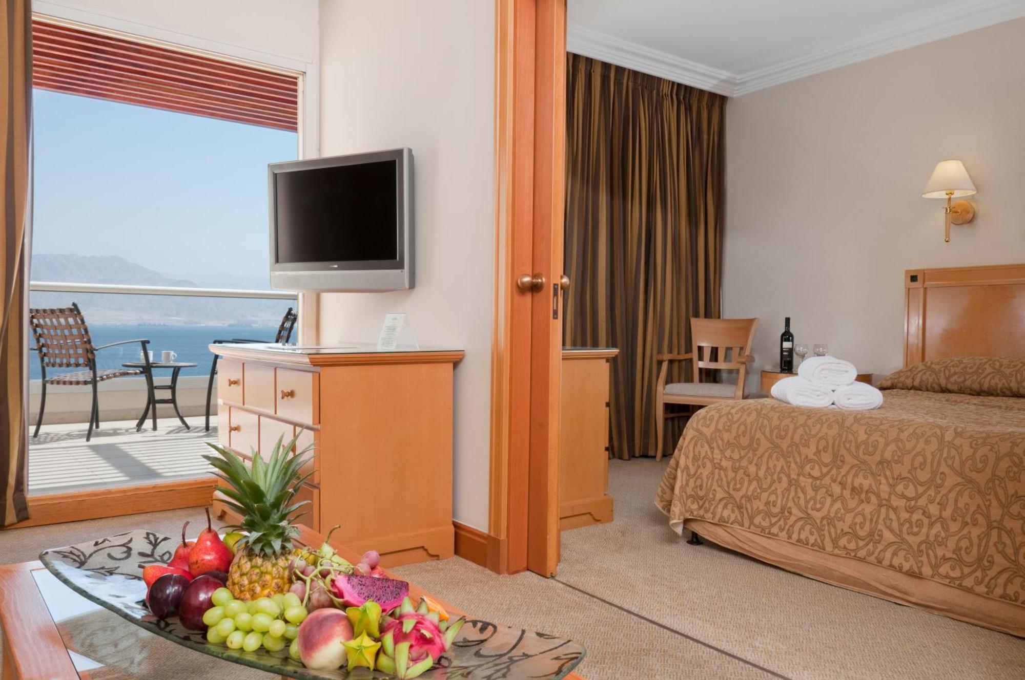 阿丽雅酒店 埃拉特 外观 照片 A room at the hotel