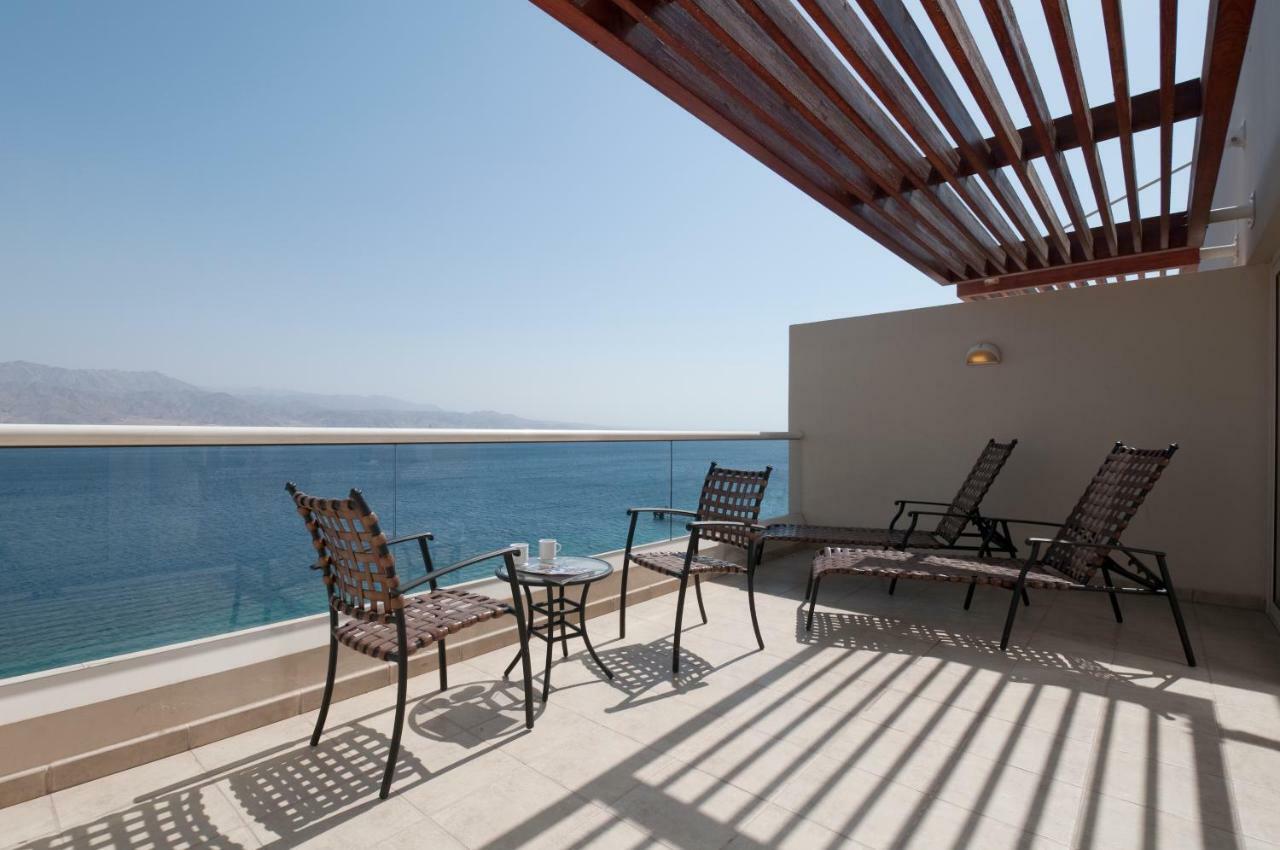 阿丽雅酒店 埃拉特 外观 照片 View of the Dead Sea from the Kempinski Hotel